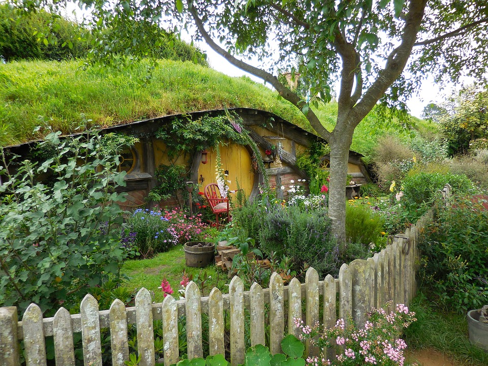 hobbiton-2640294_960_720.jpg